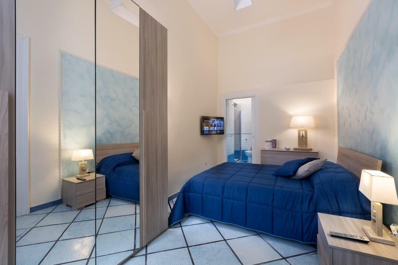 那不勒斯Residenza Santa Lucia A Mare别墅 外观 照片